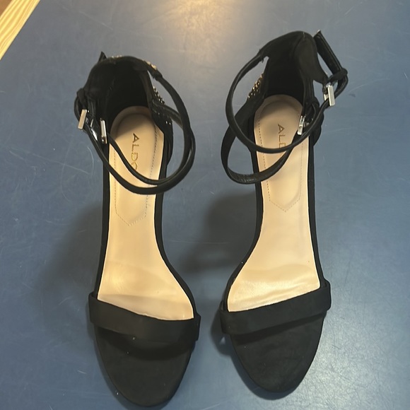 ALDO - Picture 2 of 8